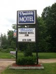 pond-side-motel